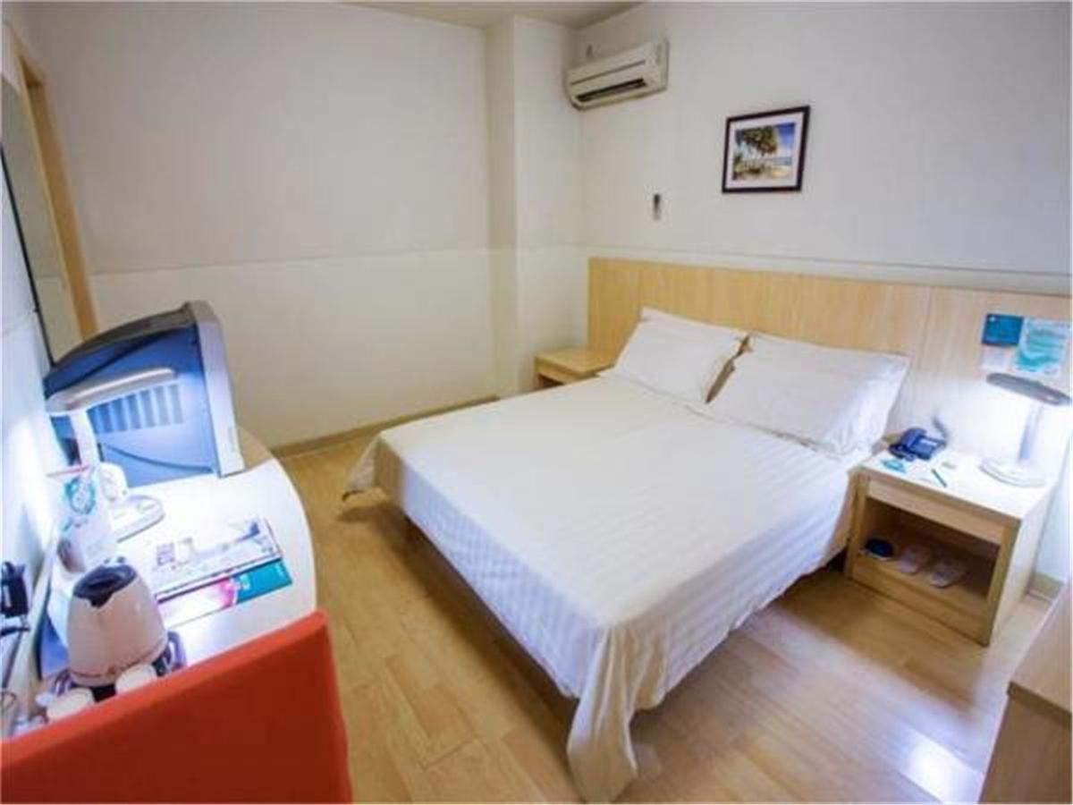 Jingjiang Inn Shanghai Hutai Road 외부 사진